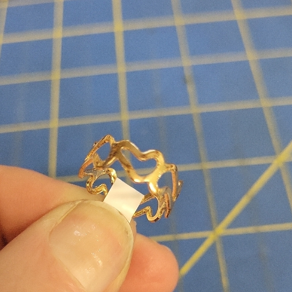 Gold Tone Heart All Around Ring Size 6